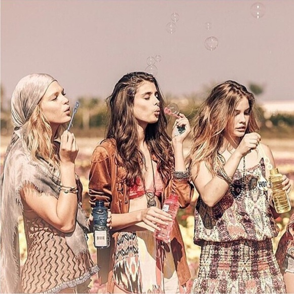 Meet your Posh Ambassador, Jana - Picture 5 of 16